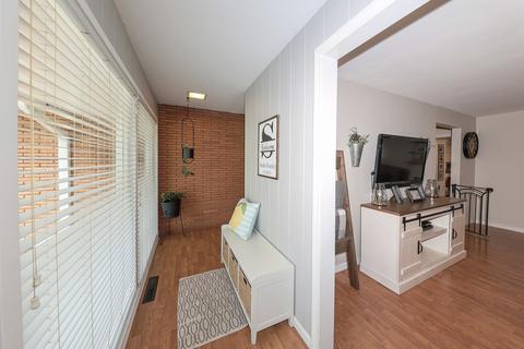 725 W Jackson St, Morris, IL 60450 photo 7