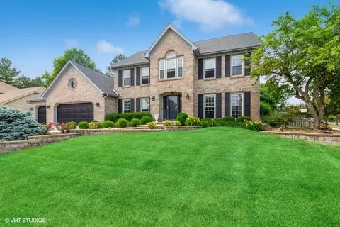 403 Knoch Knolls Rd, Naperville, IL 60565