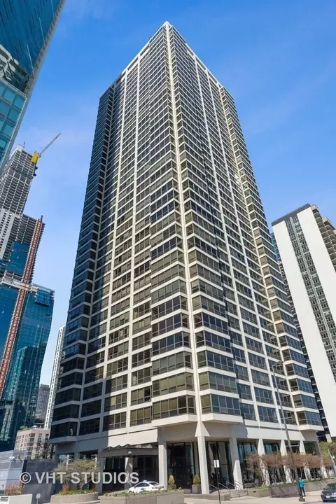 360 E Randolph St #1808, Chicago, IL 60601