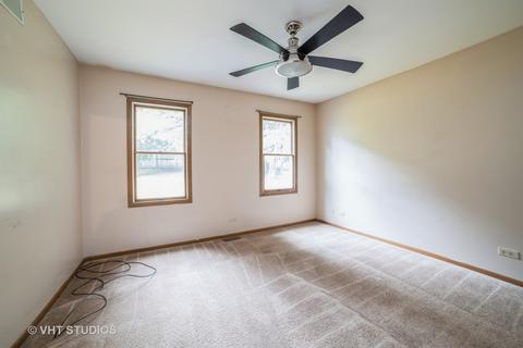 616 Alice Pl, Elgin, IL 60123 photo 9