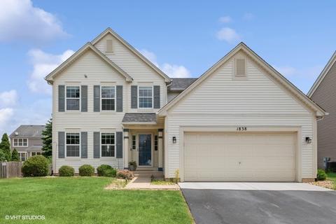 1838 Stirling Ln, Montgomery, IL 60538