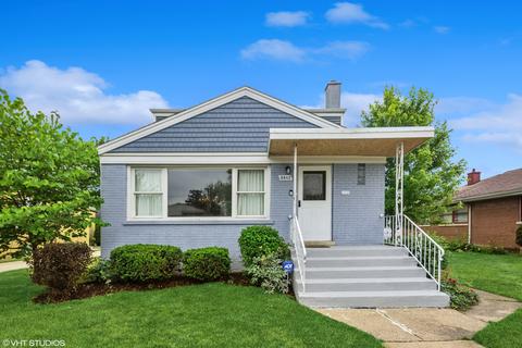 8943 Monroe Ave, Brookfield, IL 60513