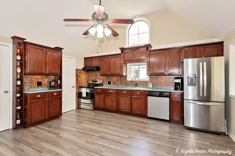 921 S River Rd, Mchenry, IL 60051 photo 3