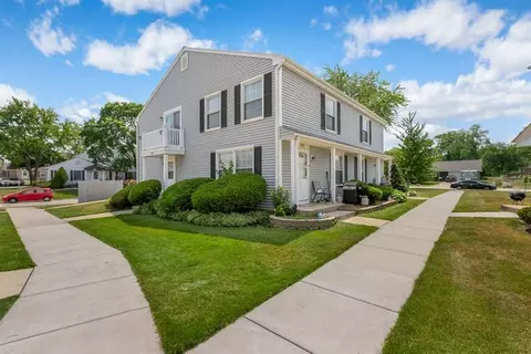 1277 Pearl Ave #25-D, Glendale Heights, IL 60139
