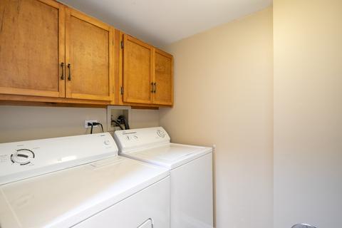 1900 Gresham Cir #B, Wheaton, IL 60189 photo 14