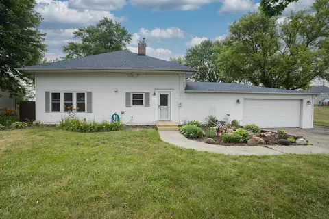 26872 Il Route 23, Sycamore, IL 60178