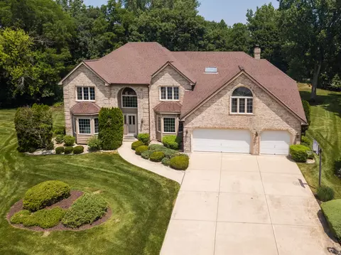 23 W230 Hampton Cir, Naperville, IL 60540 photo 4