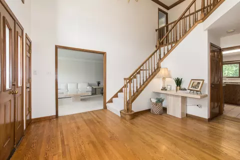 23 W230 Hampton Cir, Naperville, IL 60540 photo 6