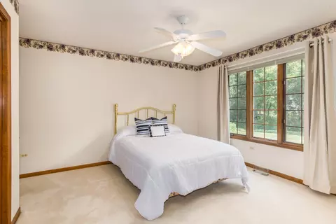 23 W230 Hampton Cir, Naperville, IL 60540 photo 19
