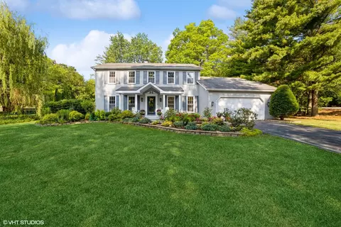 3 N350 Glad Dr, Saint Charles, IL 60175