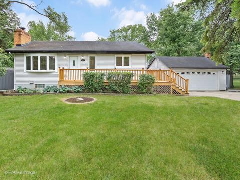 335 Oldfield Rd, Darien, IL 60561