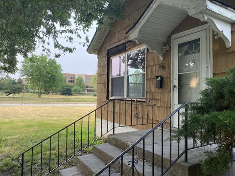 202 S Ottawa St Joliet IL 60436 23 Photos MLS #11809623 Movoto 202 S Ottawa St Joliet IL 60436 23 Photos MLS #11809623 Movoto