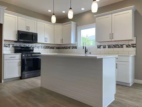 1020 Decoy Ct, Normal, IL 61761 photo 13