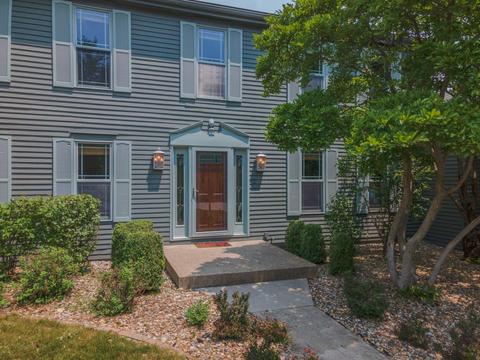36 Pendleton Way, Bloomington, IL 61704 photo 2