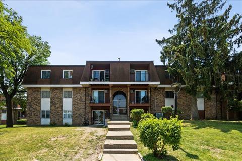 605 Hill Dr #107, Hoffman Estates, IL 60169