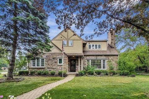8701 Rockefeller Ave, Brookfield, IL 60513