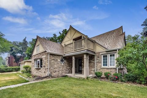 8701 Rockefeller Ave, Brookfield, IL 60513 photo 3