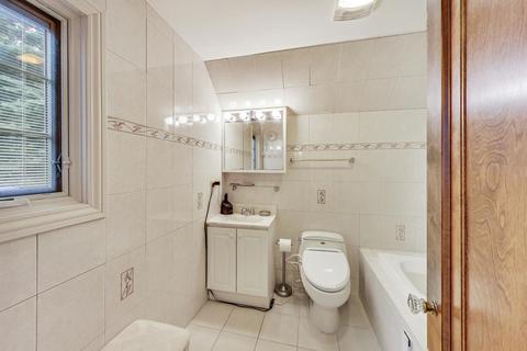 8701 Rockefeller Ave, Brookfield, IL 60513 photo 21