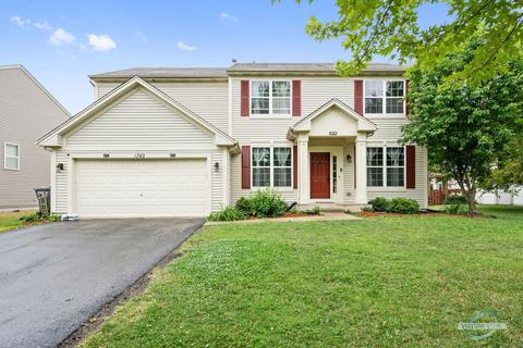1742 Newport Ln, Montgomery, IL 60538