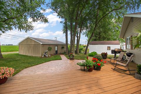653 S Roosevelt Ave, Kankakee, IL 60901 photo 4