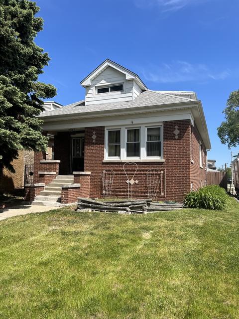 4604 W Wrightwood Ave, Chicago, IL 60639