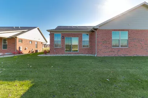 1332 Monterey Pine Dr, Normal, IL 61761 photo 31