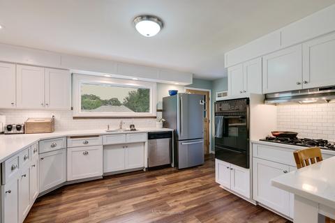 20104 S Timberview Dr, Mokena, IL 60448 photo 9
