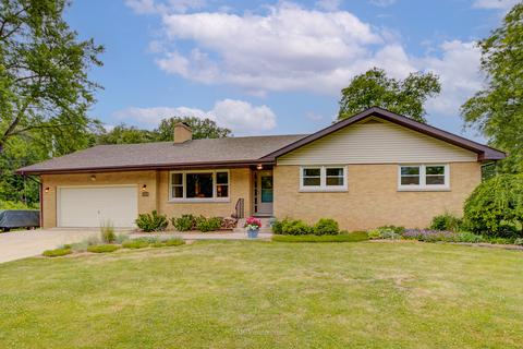 20104 S Timberview Dr, Mokena, IL 60448