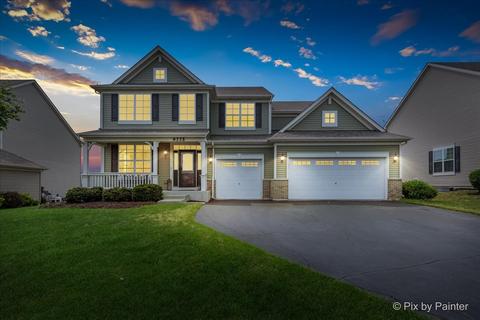 9775 Kelley Ln, Huntley, IL 60142
