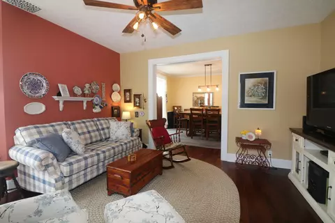 202 E Garfield St, Maroa, IL 61756 photo 27