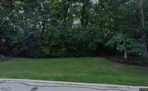 21271 W Andover Dr, Mundelein, IL 60060