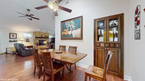 354 Cornell Ave, Des Plaines, IL 60016 photo 13