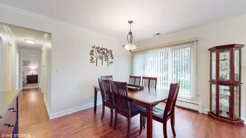354 Cornell Ave, Des Plaines, IL 60016 photo 9