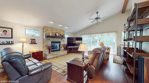 354 Cornell Ave, Des Plaines, IL 60016 photo 6