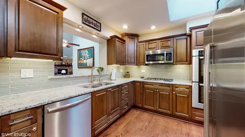 354 Cornell Ave, Des Plaines, IL 60016 photo 19