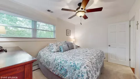 354 Cornell Ave, Des Plaines, IL 60016 photo 25