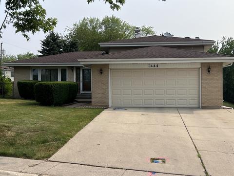 1444 Circle Dr, Glendale Heights, IL 60139