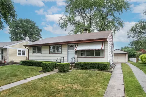 45 S Cumberland Pkwy, Des Plaines, IL 60016