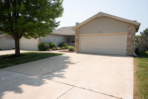 1136 Shingle Oak Ln #12-B, Rockford, IL 61107