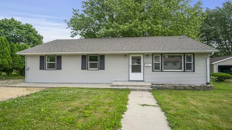 919 E 4th St, Belvidere, IL 61008