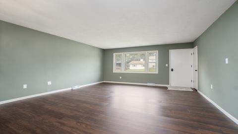 919 E 4th St, Belvidere, IL 61008 photo 7