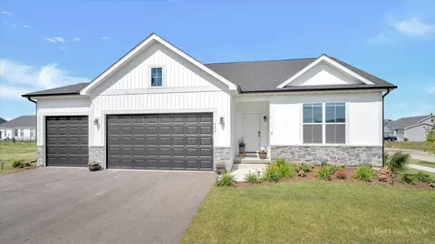 724 Wild Prairie Pt, Hampshire, IL 60140