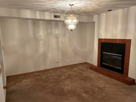 815 Pearson St #6, Des Plaines, IL 60016 photo 6