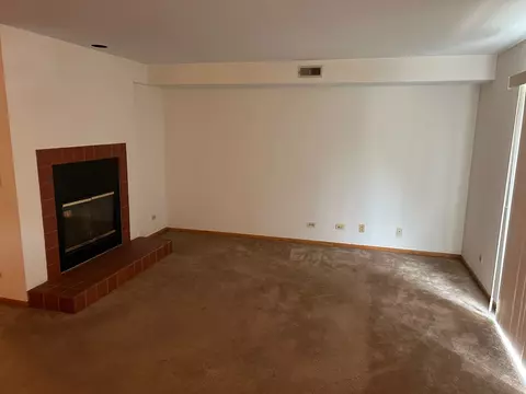 815 Pearson St #6, Des Plaines, IL 60016 photo 4