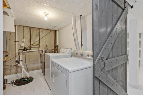 540 Springhill Dr, Roselle, IL 60172 photo 22