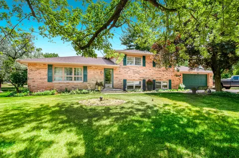 25140 W Dina Ct, Plainfield, IL 60586