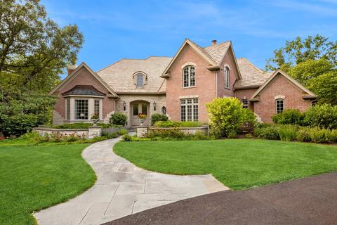 1300 W Kennicott Dr, Lake Forest, IL 60045