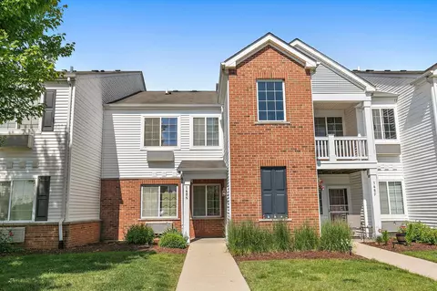 124 Bertram Dr #O, Yorkville, IL 60560