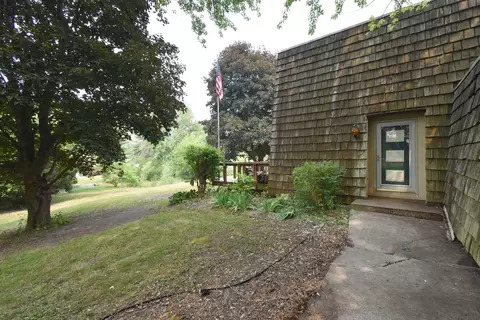 41 W493 Silver Glen Rd, Saint Charles, IL 60175