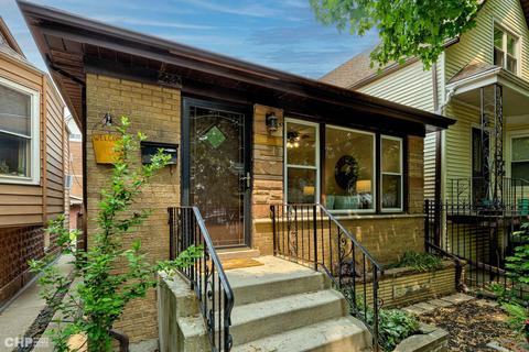 2730 W Melrose St, Chicago, IL 60618